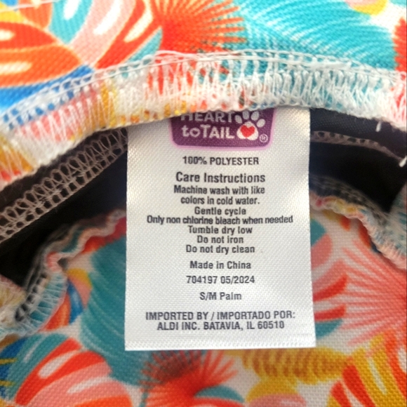 Heart to Tail Pet Hat - Picture 6 of 6